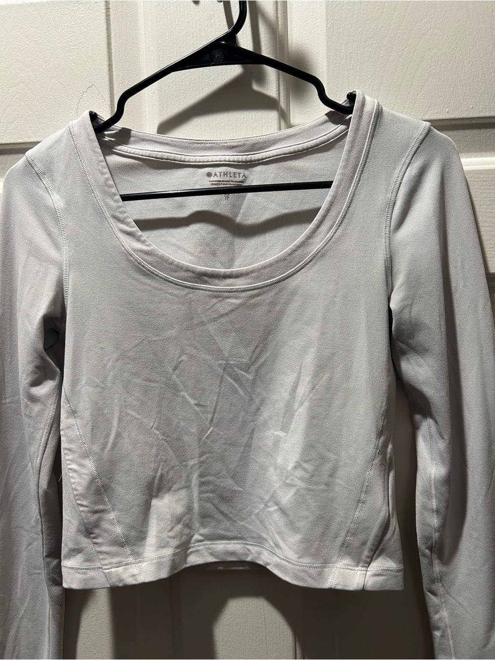 Athleta Shanti Long Sleeve Scoop Neck Yoga Crop Top Gray Size XS - Picture 2 of 6